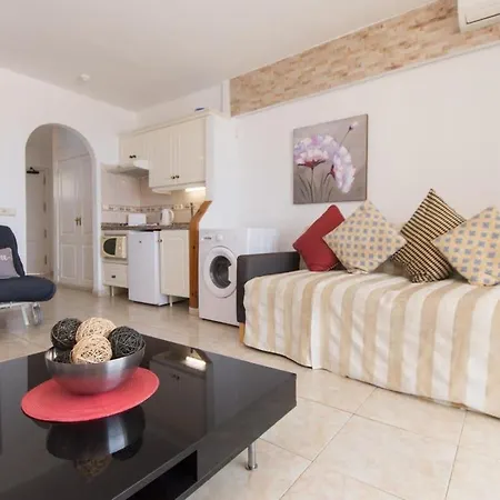 Santa Maria 102 - One Bed Apartament *